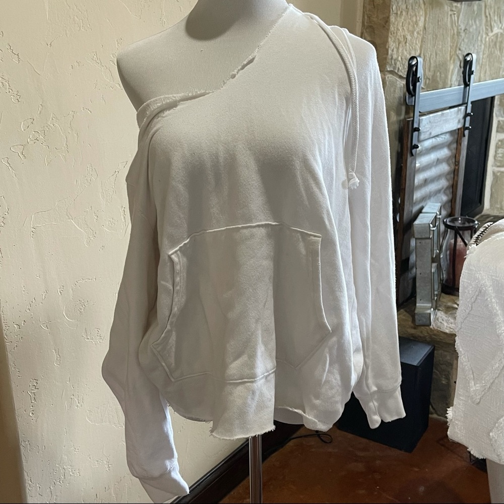 White Aerie sweatshirt